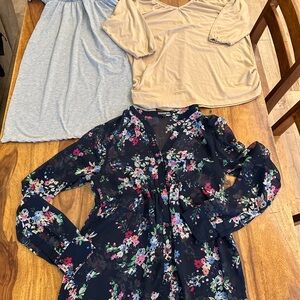 Maternity Bundle Nursing and Tops Set